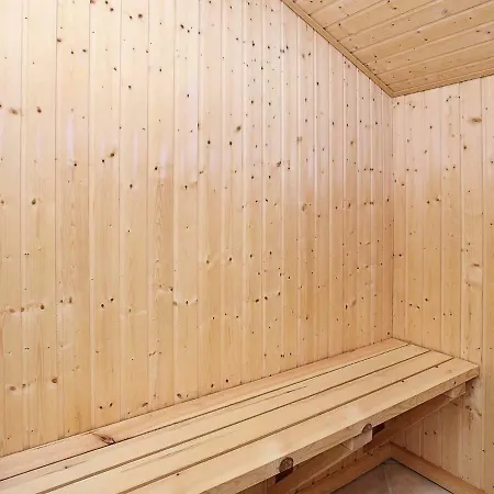 Three-bedroom Holiday In 16 Дом отдыха *